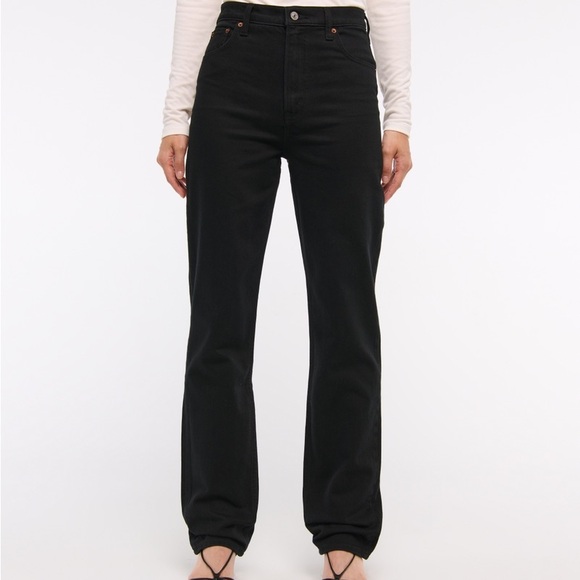 Abercrombie & Fitch The 90s Slim Straight
Ultra High Rise Jeans - Picture 6 of 15